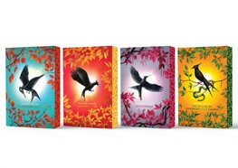 Deluxe Hunger Games Collection (4 book set)